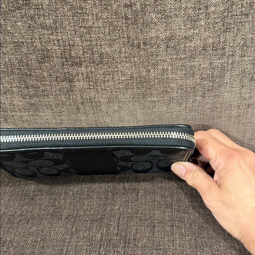 Coach Signature Black and Gray Zip Wallet - Picture 2 of 3